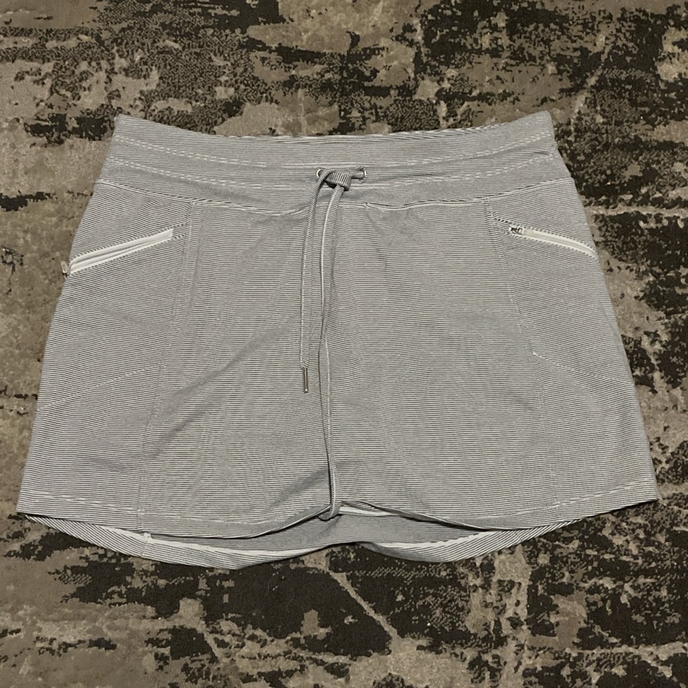 Skort